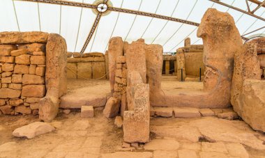 Mnajdra Tapınağı
