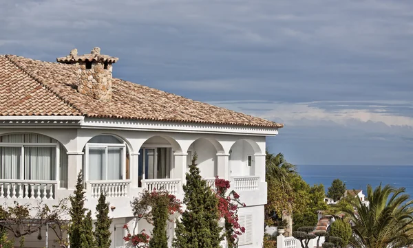 Spanish luxury villa. — Stock Photo, Image