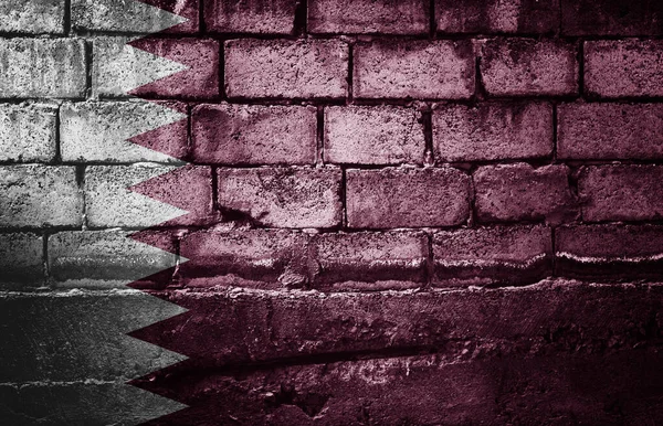 Темная Кирпичная Стена Флагом — стоковое фото