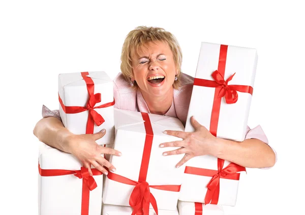 Mulher feliz com um presente — Fotografia de Stock