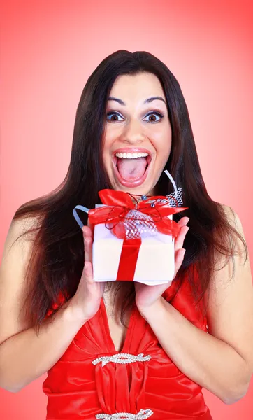 Schönes Mädchen mit Geschenken. — Stockfoto