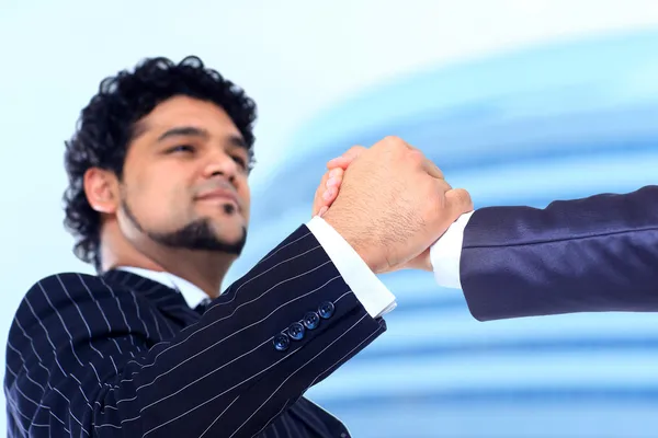 The conclusion of the transaction. Handshake. — Stock Photo, Image