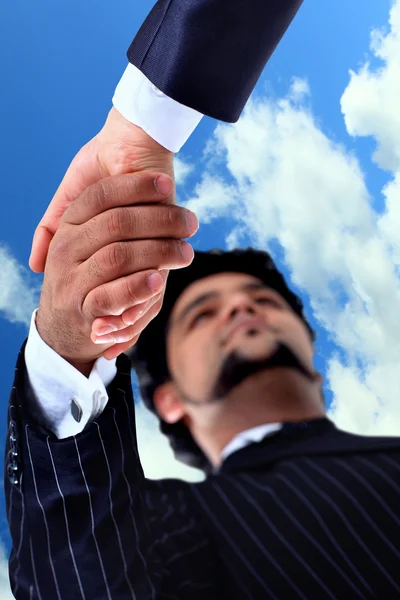 The conclusion of the transaction. Handshake. — Stock Photo, Image