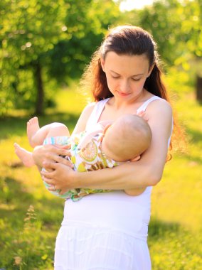 Güzellik anne ve çocuk parktogether içinde oyun