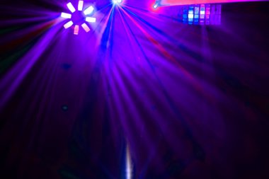 disko. lazer gösterisi.