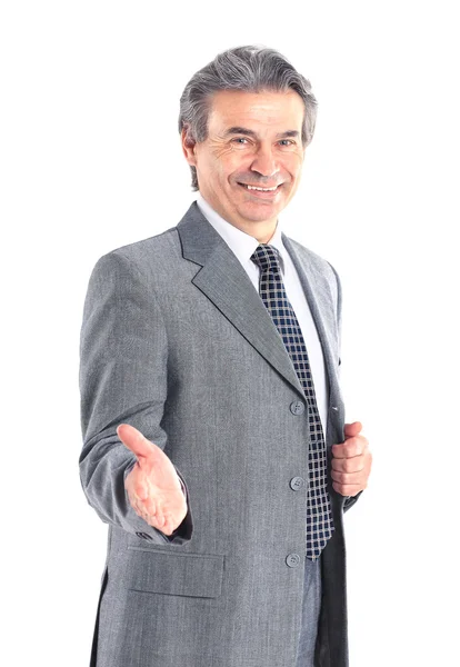 Homem de negócios com a mão estendida ao aperto de mão - isolado sobre branco — Fotografia de Stock