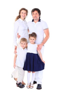 Güzel, mutlu bir aile, beyaz bir arka planda izole edilmiş.