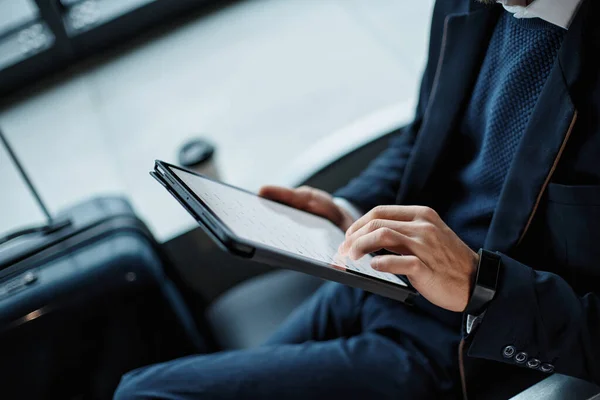 Cropped image of a businessman with a digital tablet . — Stock Photo, Image