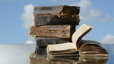 ayna ve Rüzgar beş vintage kitap