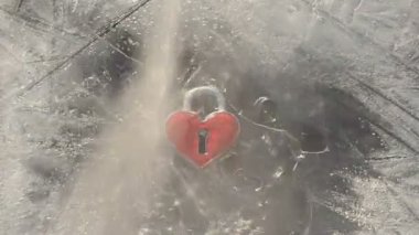 buz ve su sıçrama içinde sembol hearth seviyorum