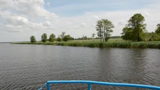 Río delta en primavera panorama — Vídeos de Stock