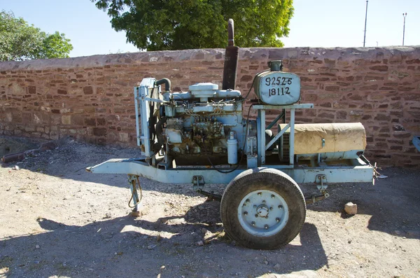 Old electric generator in Jodhpur, India — Stock Photo, Image