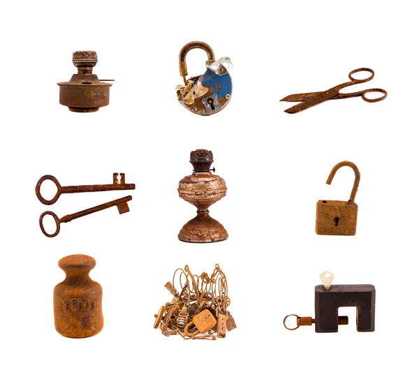 Collezione di utensili e oggetti in metallo vintage isolati su bianco — Foto Stock