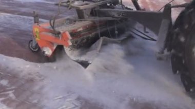 taze kar kaldırma kar temizleme aracı