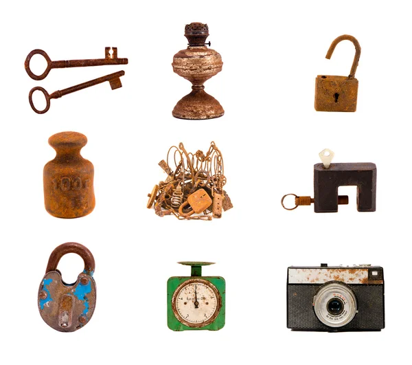 Colección de herramientas y objetos antiguos aislados en blanco —  Fotos de Stock
