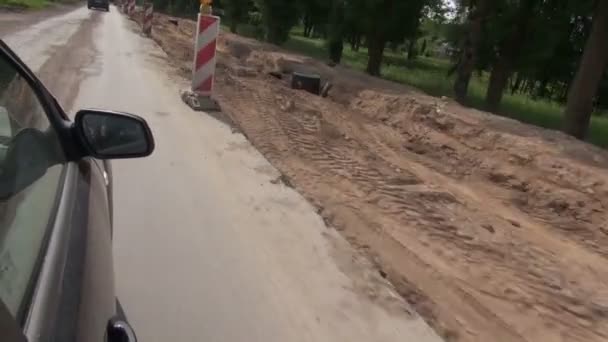 Carreteras reparaciones señales en la calle — Vídeo de stock