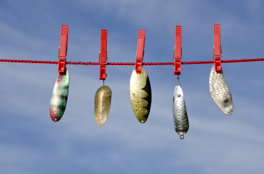 çeşitli antika metal lures - kaşık bez dize ve gökyüzü