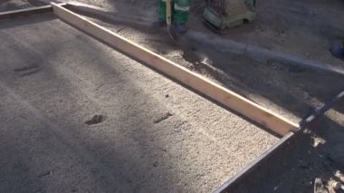 sokakta kaldırım tamir işleri