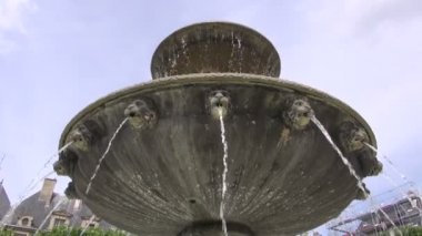 Çeşme su sıçrama paris Park ile