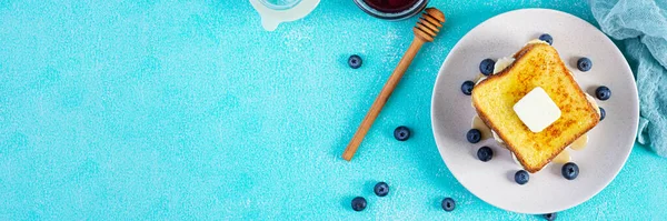 French Toast Banana Blueberry Honey Strawberry Jam Delicious Morning Breakfast — Stock Photo, Image