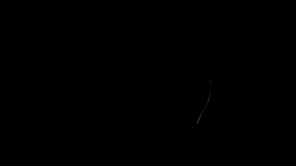 Hombre Con Cuchillo Cara Hombre Con Cuchillo Sobresale Oscuridad Causando — Vídeos de Stock