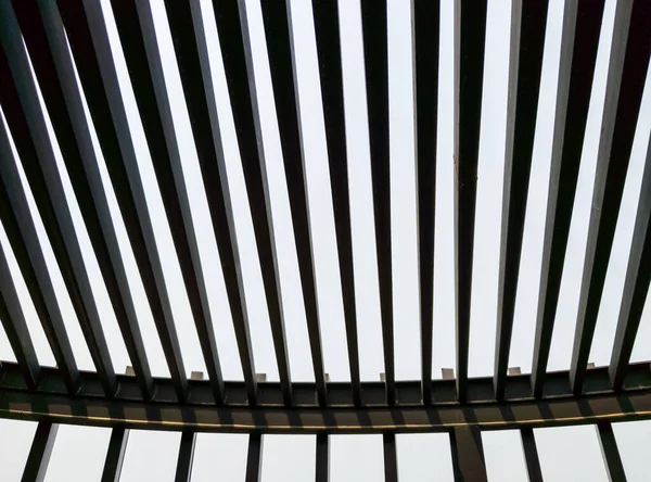 Techo Rejilla Metal Azotea Del Edificio Moderno Con Luz Del — Foto de Stock