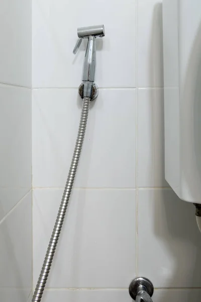 Metal Bidet Spray Hanging White Tile Wall Flush Toilet Restroom — Stock Fotó