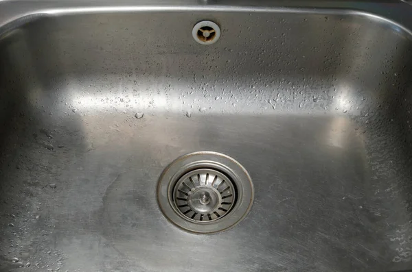 Closeup Sink Has Just Been Washed Food Waste Strainer Urban — Stock Photo, Image