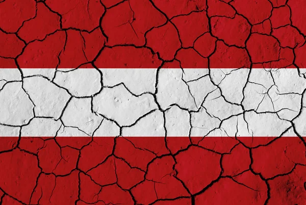 Bandera de Austria sobre fondo agrietado —  Fotos de Stock