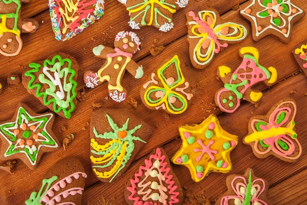 Lebkuchen, Weihnachtsplätzchen, Draufsicht, brauner Hintergrund — Stockfoto