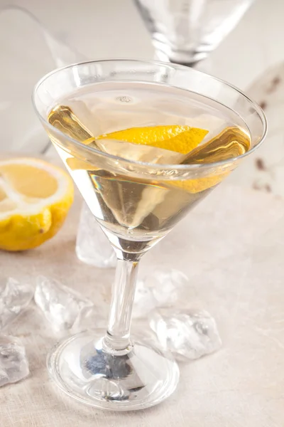 Yellow clear lemon drink — Stock Photo, Image