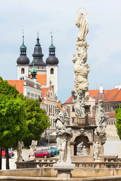 Telc, Czech Republic - May 10, 2013: Unesco city. Marian column build in 1716-1720. Author of the column is sculptor David Lipart of Brtnice. — Stock Photo, Image