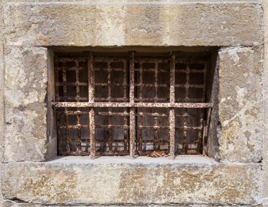 paslı çubukları yatay eski penceresi