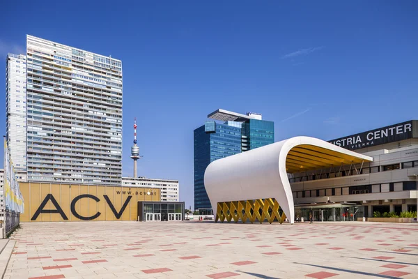 Austria center vienna acv. conferentiecentrum in Wenen, Oostenrijk. architecturale deel van het internationale centrum van Wenen. — Stockfoto