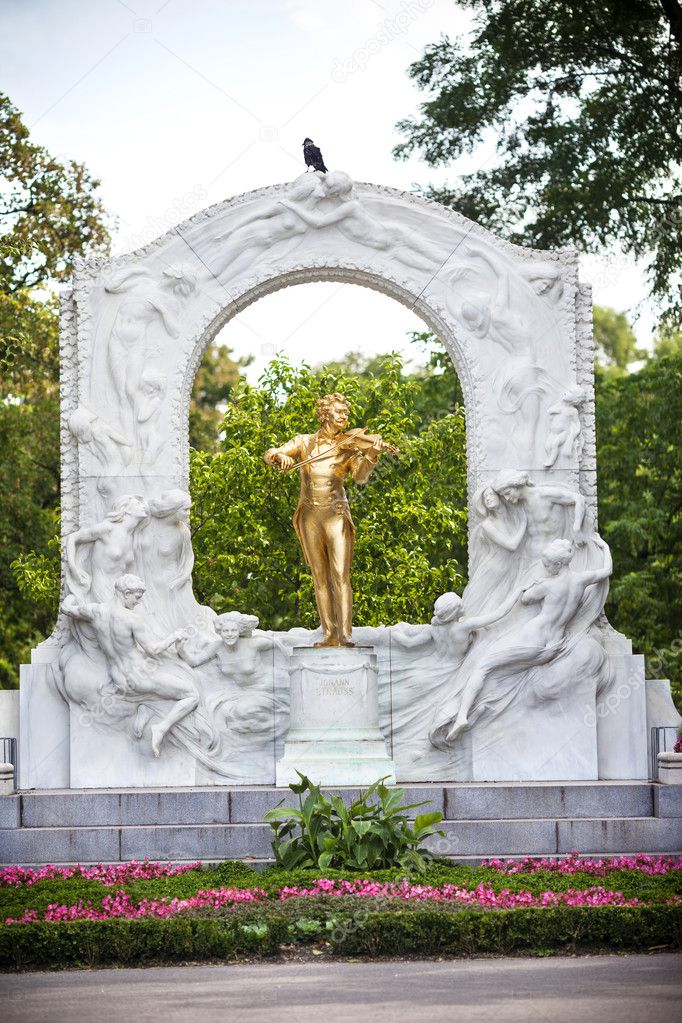 The Statue of Johann Strauss in stadtpark in Vienna, Austria