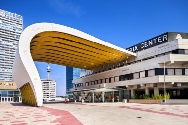 Vienna, Avusturya - Ağustos 31, 2013: Avusturya Viyana Uluslararası Merkezi Viyana acv konferans merkezi mimari parça Merkezi