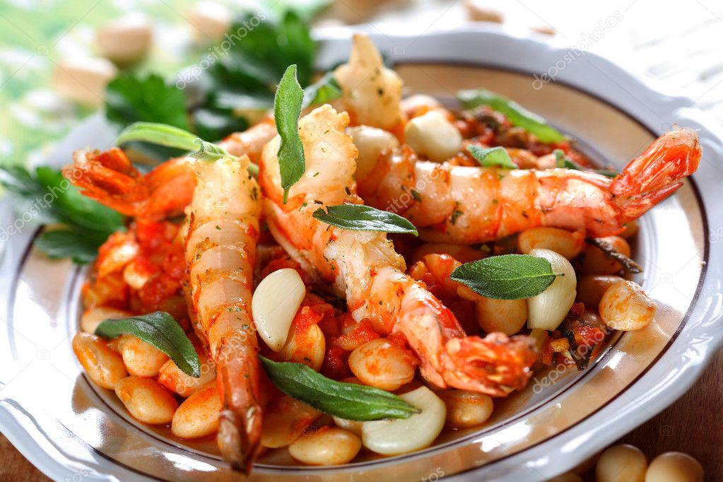 Shrimp with white beans