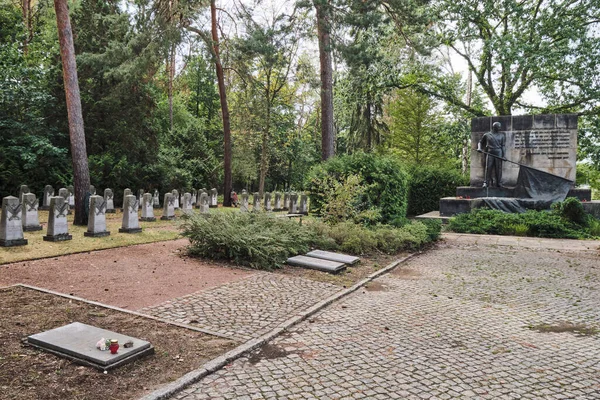 Augustus 2022 Dresden Duitsland Het Sovjet Garnizoen Kerkhof Wereldoorlogsbegraafplaats — Stockfoto