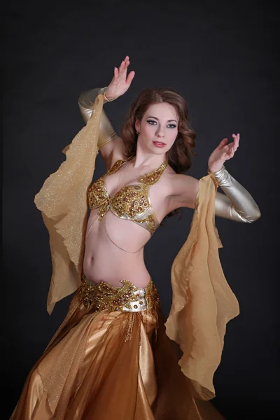 Bailarina del vientre — Foto de Stock