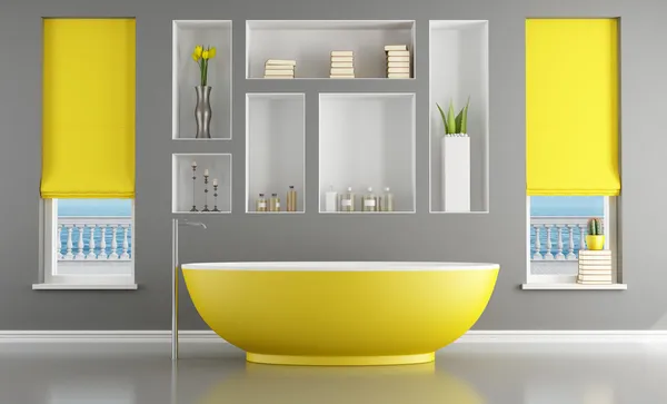 Banheiro contemporâneo com banheira amarela — Fotografia de Stock
