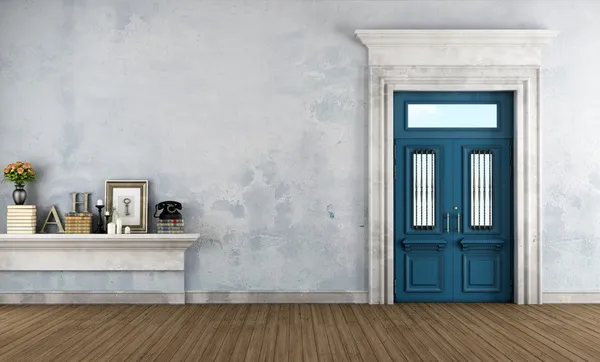 A klasszikus stílusú bejárati házi — Stock Fotó