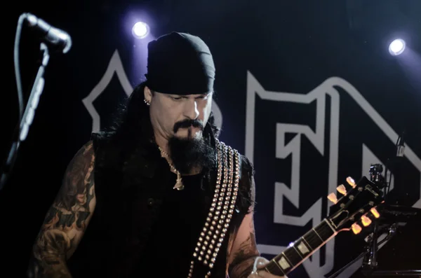 Iced earth zespołu - koncert — Zdjęcie stockowe