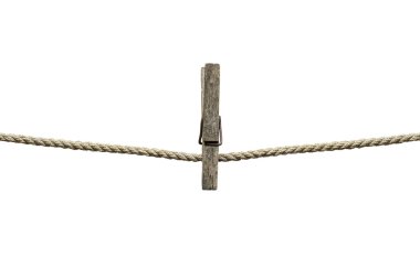 Beyaz arka plan üzerinde izole clothespins ile çamaşır