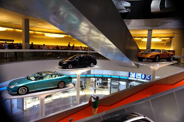 Mercedes Müzesi Stuttgart, Almanya