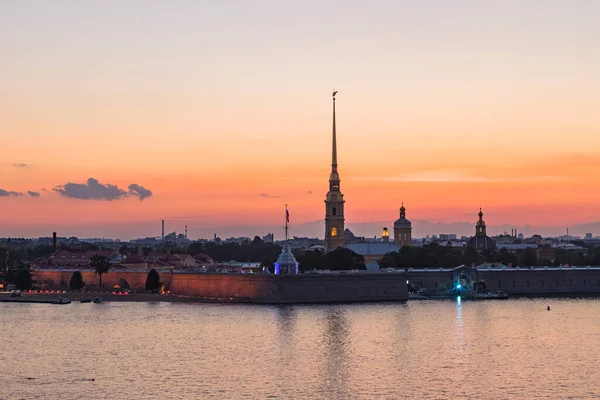 Rusya Petersburg Gün Batımında Peter Paul Kalesi Manzarası — Stok fotoğraf