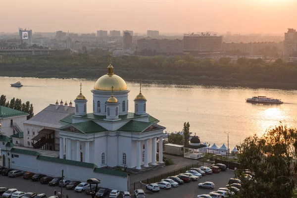 Ryssland Nizjnij Novgorod Utsikt Över Bebådelsen Kloster Vid Solnedgången — Stockfoto