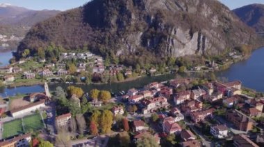 Lavena Ponte Tresa A Town İsviçre İtalya 'nın Lugano Gölü üzerinde