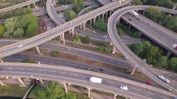 Time Lapse Vehicles Mengemudi Pada Spaghetti Interchange Aerial View — Stok Video