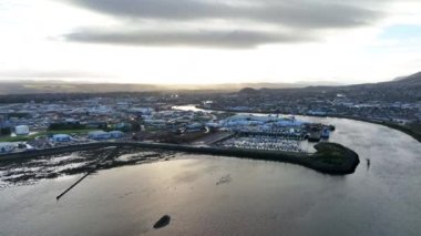 Inverness Limanı Ağzı 'nın Havadan Görünümü