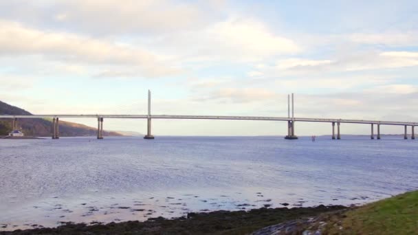 Skoçya Köprüsü Kuzey Kessock Tan Inverness — Stok video